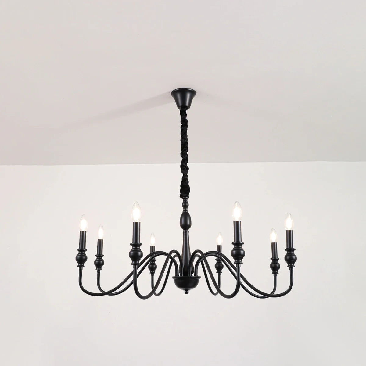 Feyran American Simple Black Candle-Style Chandelier