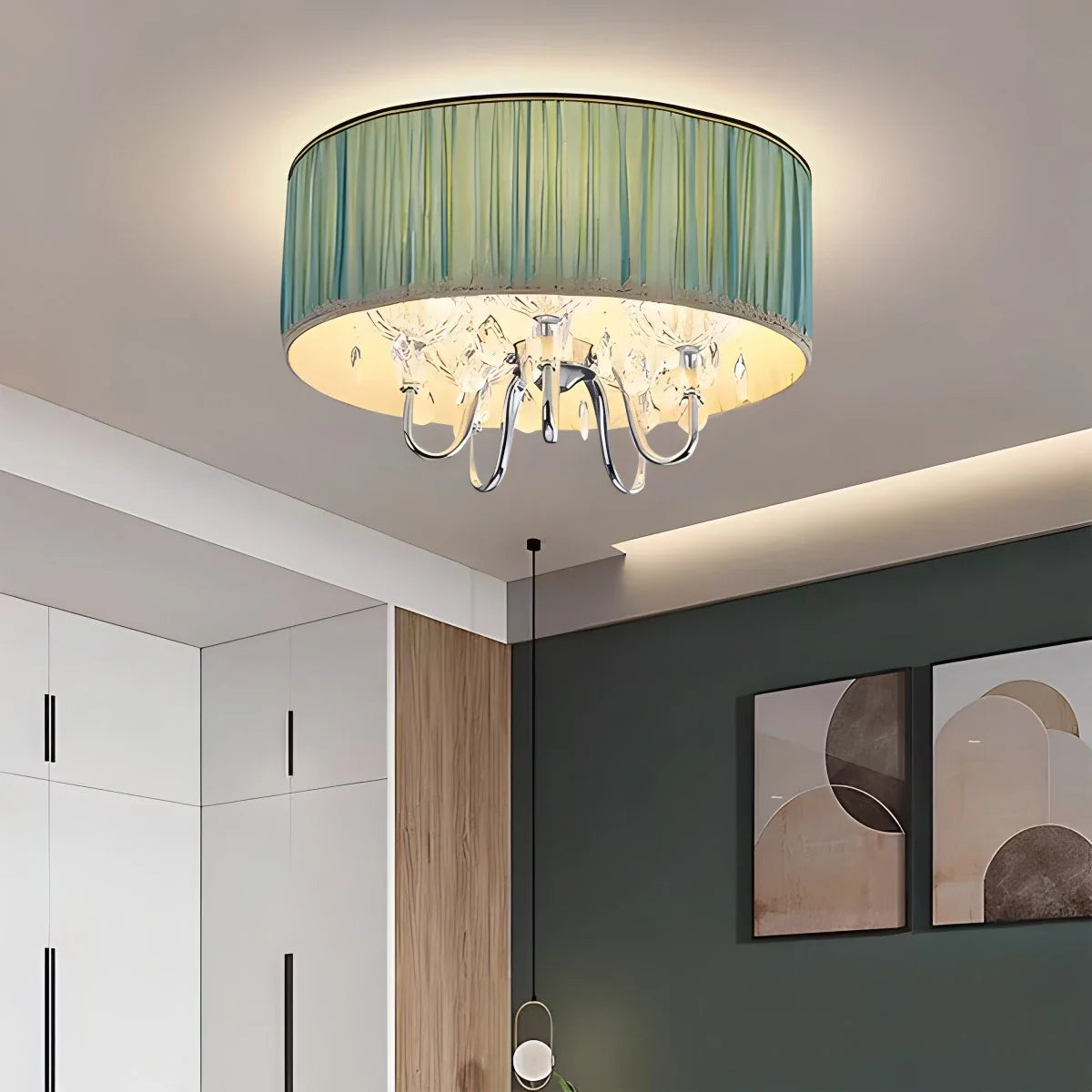 Feyran Alloy Luxury Crystal Pendant Light for Living Room