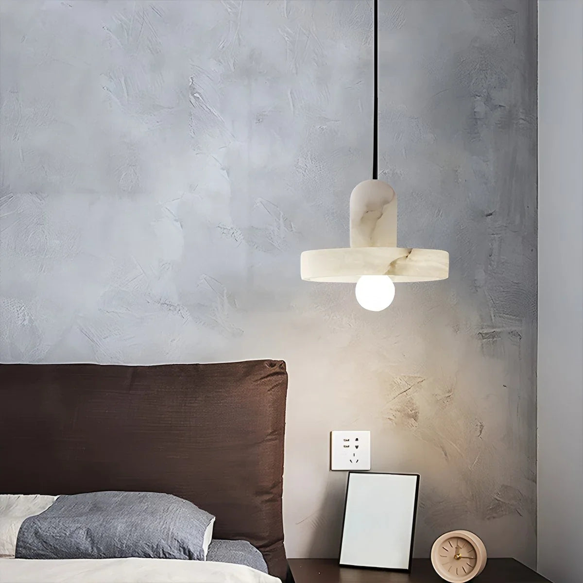Feyran Natural Spanish Alabaster Pendant Light for Bedroom