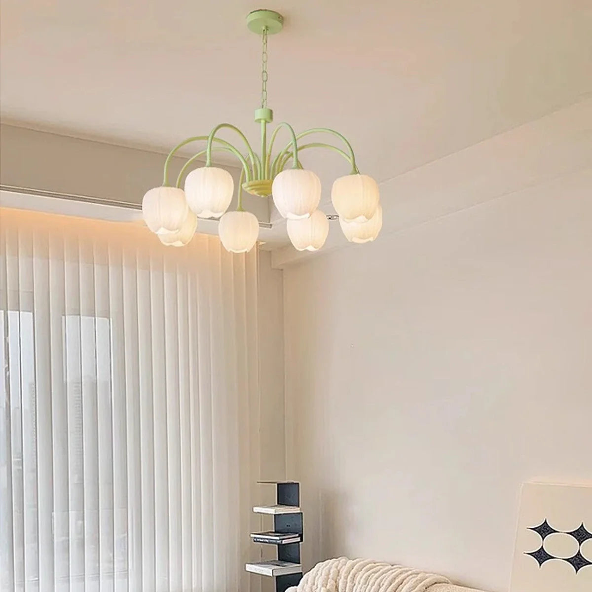 Feyran French Romance Tulip Matcha Chandelier