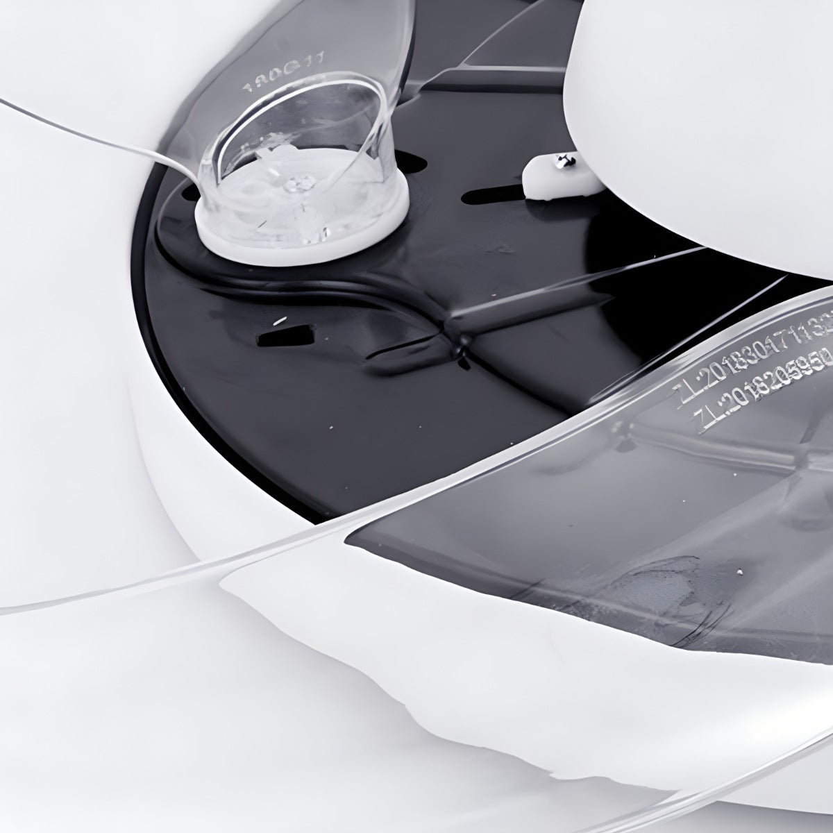Feyran Remote Minimalist Hugger Ceiling Fan