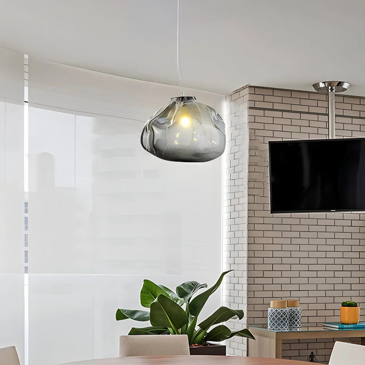 Feyran Light Luxury Cloud Shape Glass Pendant Light