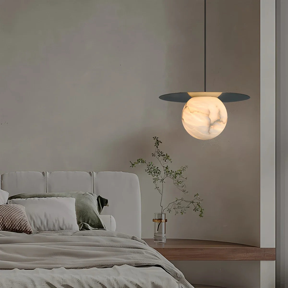 Feyran Luxury Spherical Natural Spanish Alabaster Pendant Light