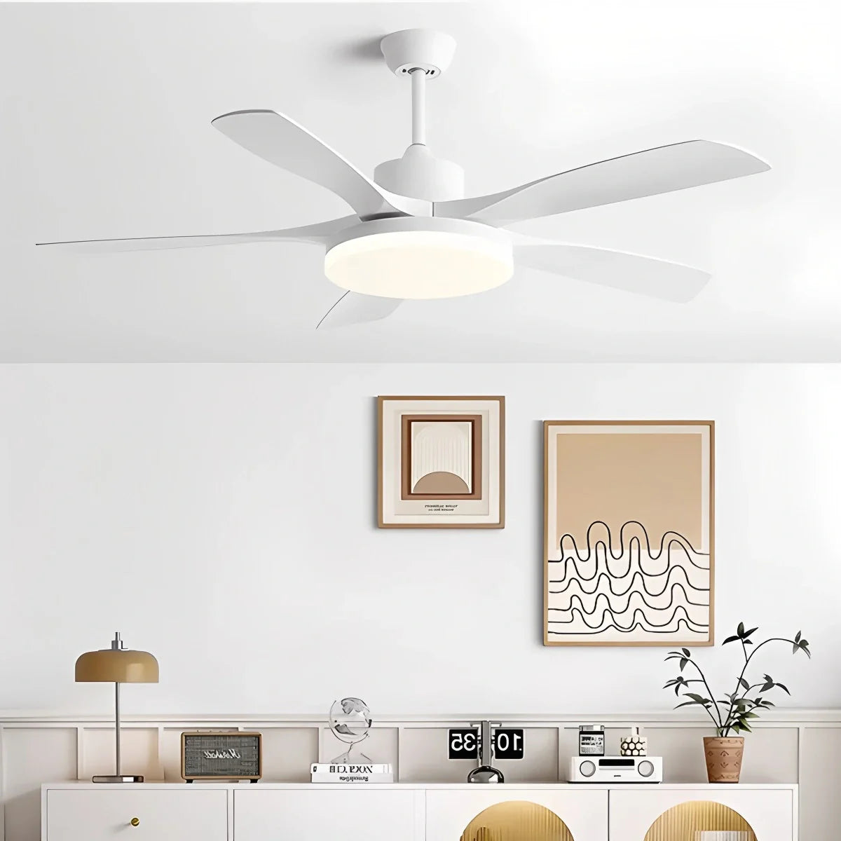 Feyran Living Room 6-Leaf Ceiling Fan Light