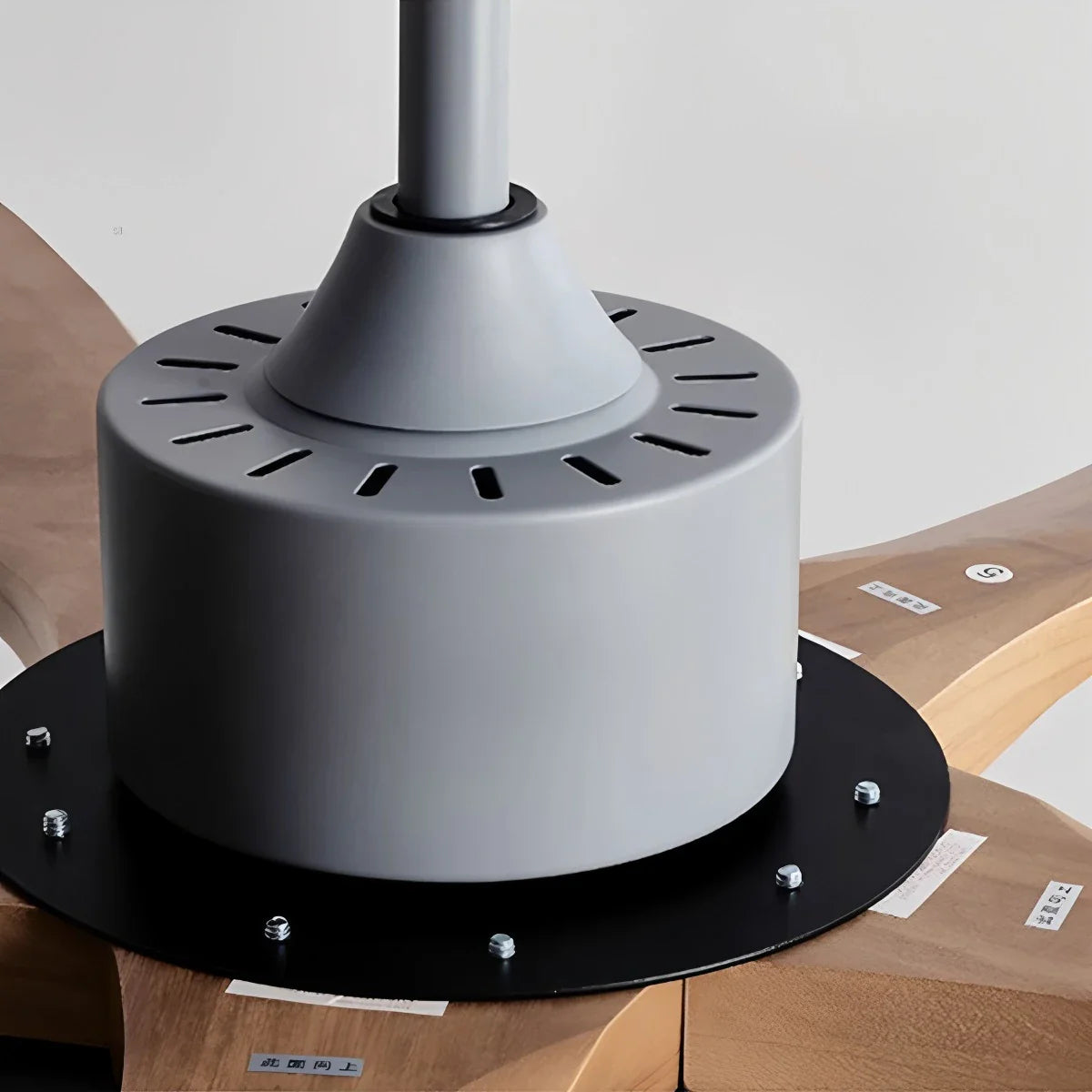 Feyran Living Room Minimalist Ceiling Fan with Light