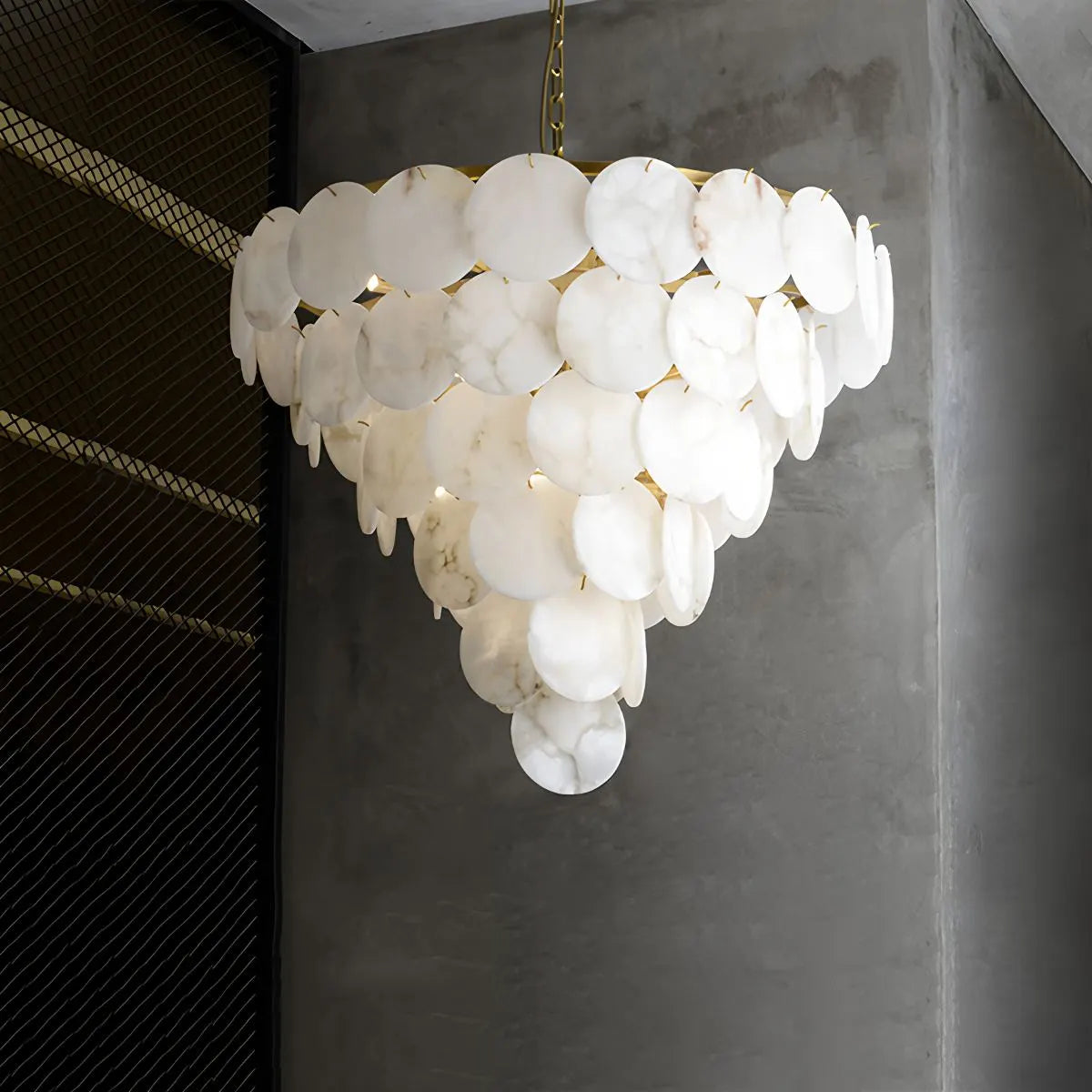 Feyran Modern Round Shell Spanish Alabaster Chandelier