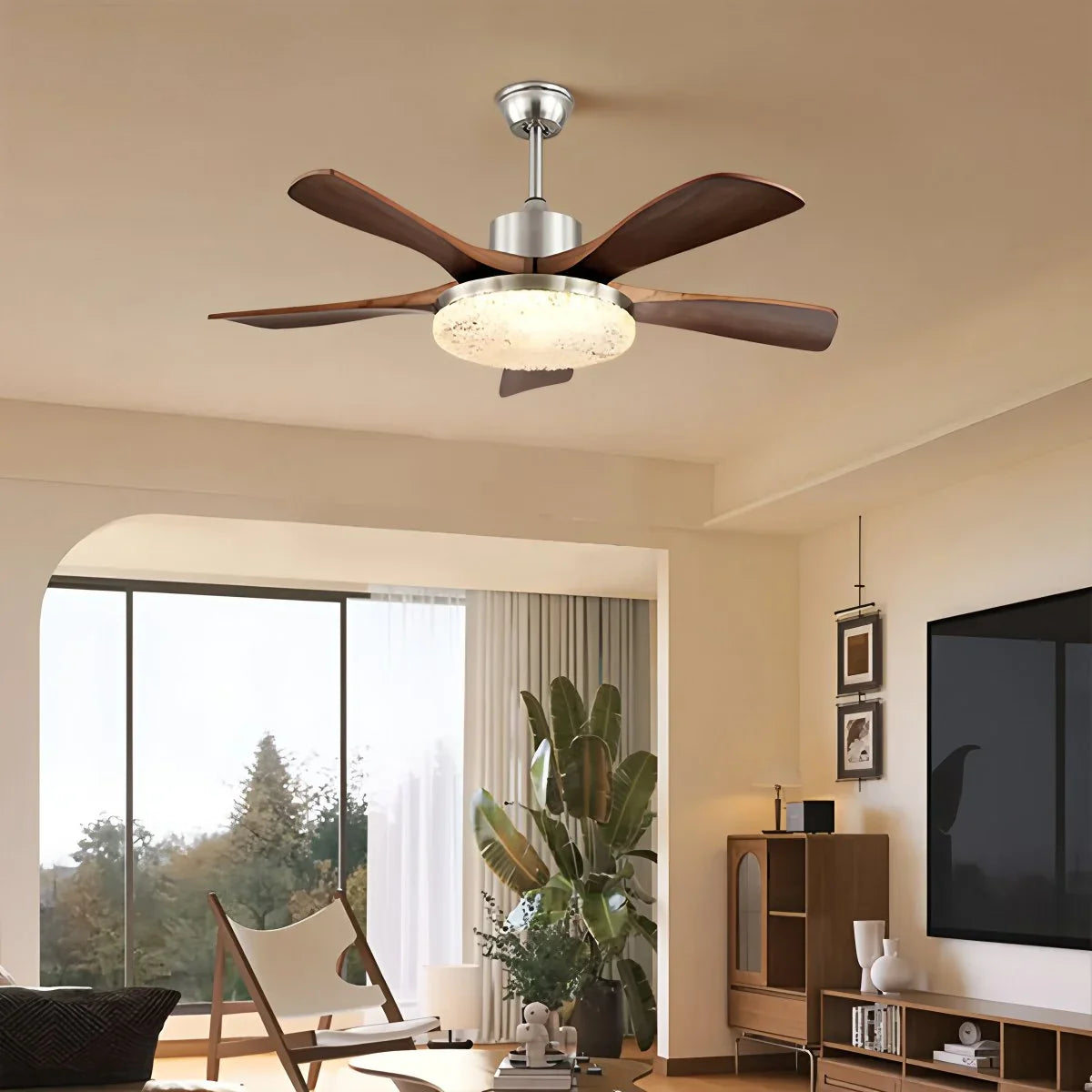 Feyran Vintage Luxury Solid Wood Ceiling Fan Light
