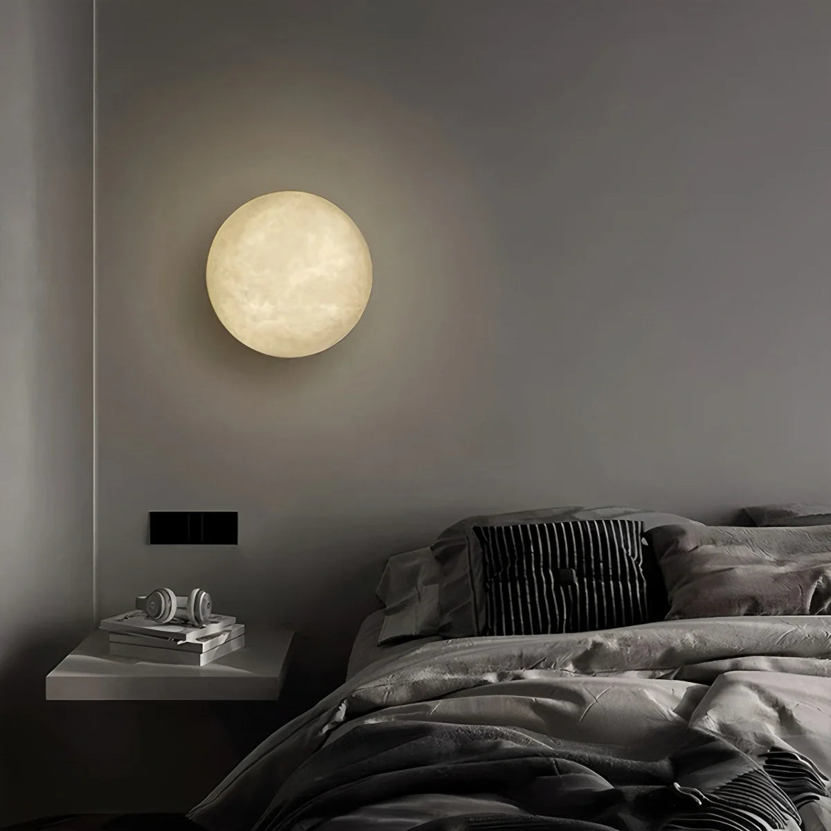 Feyran Modern Minimalist Circular Spanish Alabaster Wall Lamp