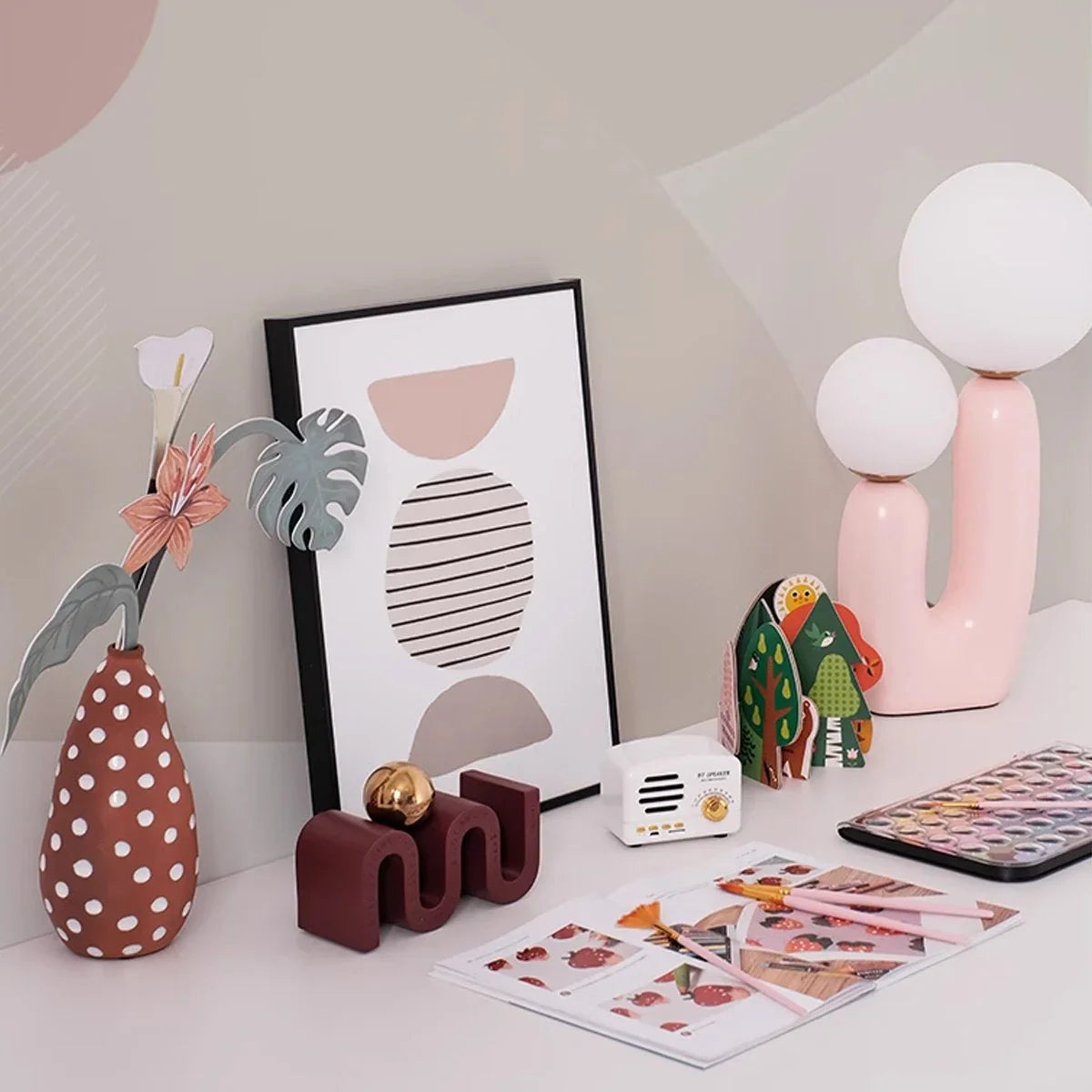 Feyran Oo Rough Resin Table Lamp