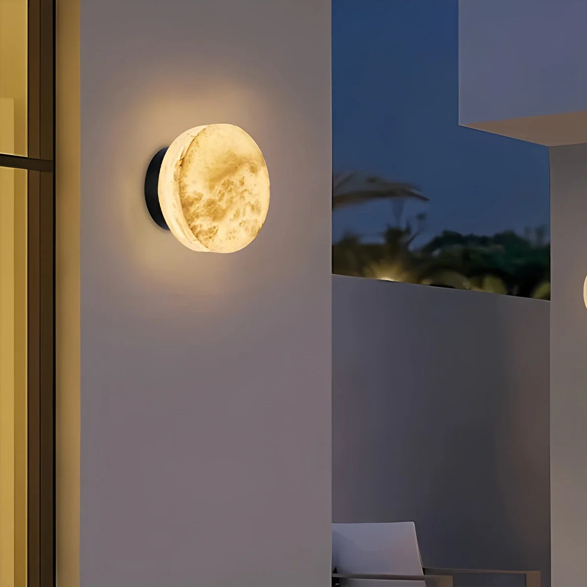 Feyran Simple Round Spanish Alabaster Wall Light for Hallway