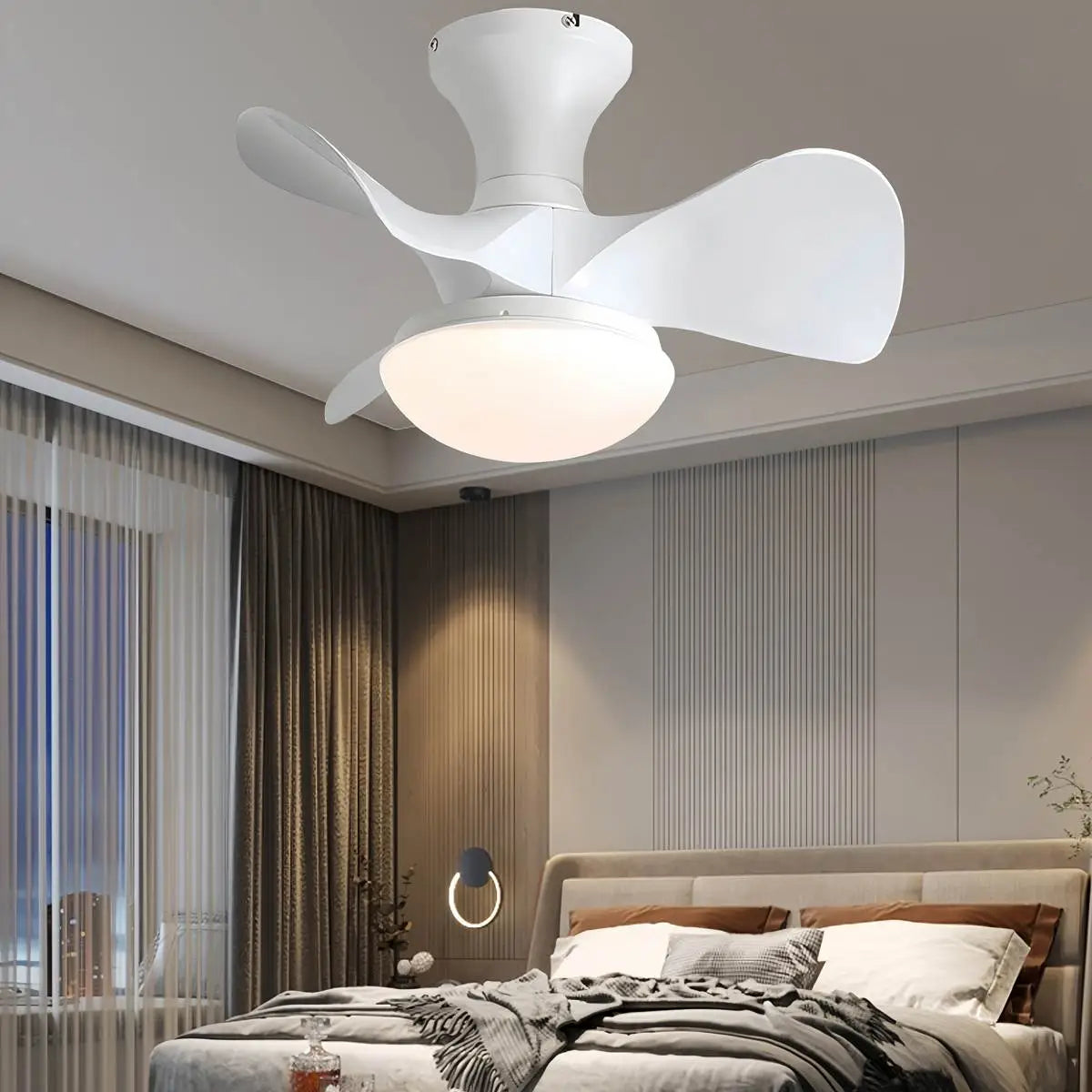 Feyran Small Propeller Ceiling Fan With Light