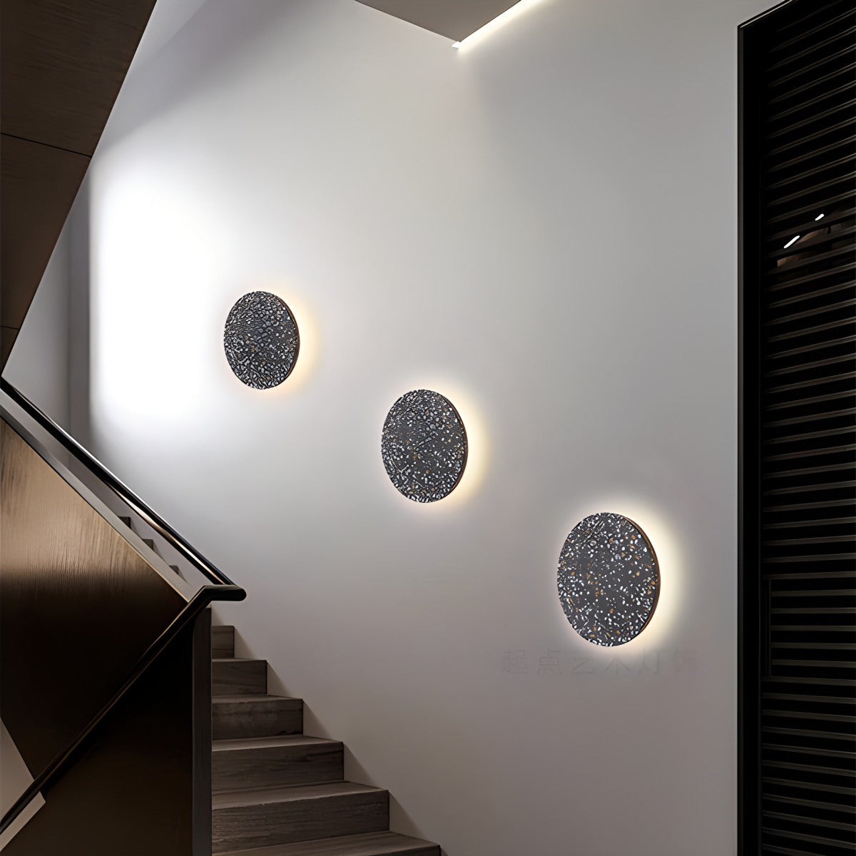 Feyran Nordic Light Luxury Round Disc Wall Sconce
