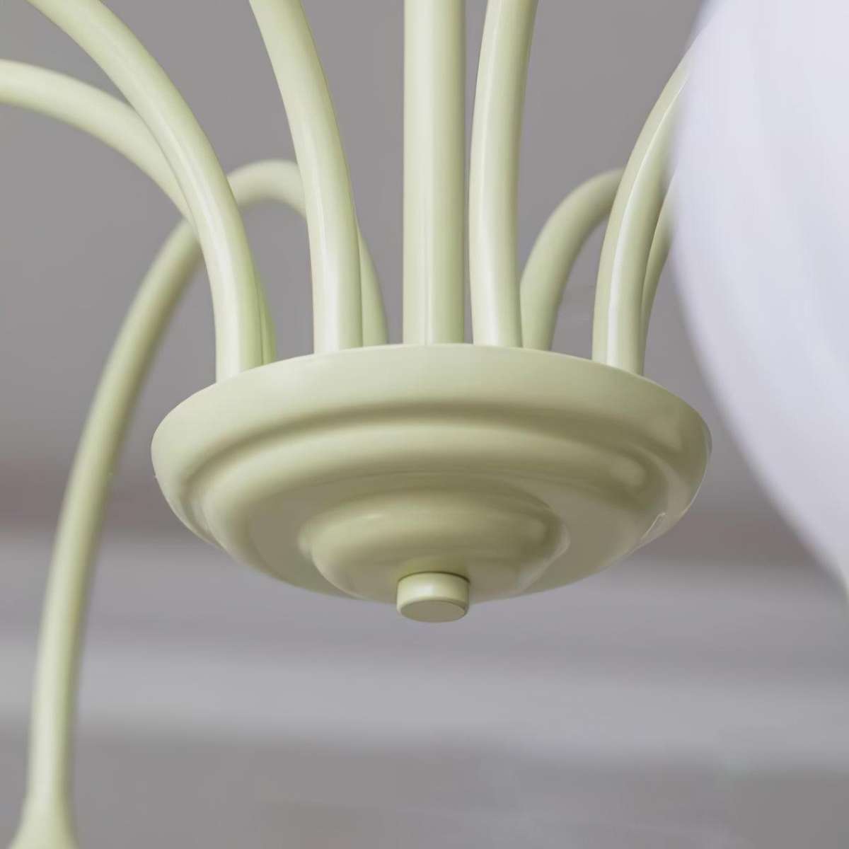 Feyran French Romance Tulip Matcha Chandelier