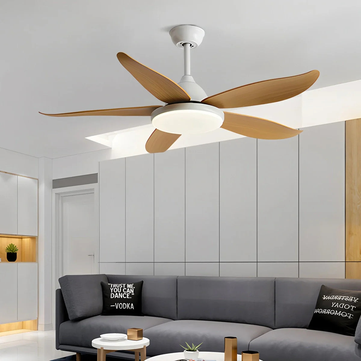 Feyran 5 Blade Contemporary Ceiling Fan Lamp