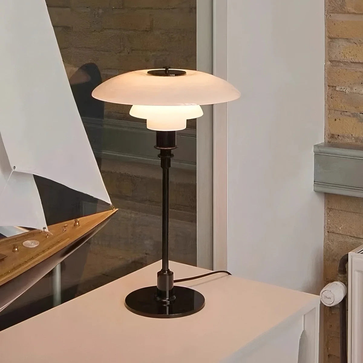 Feyran Classic Reading Table Lamp for Bedroom