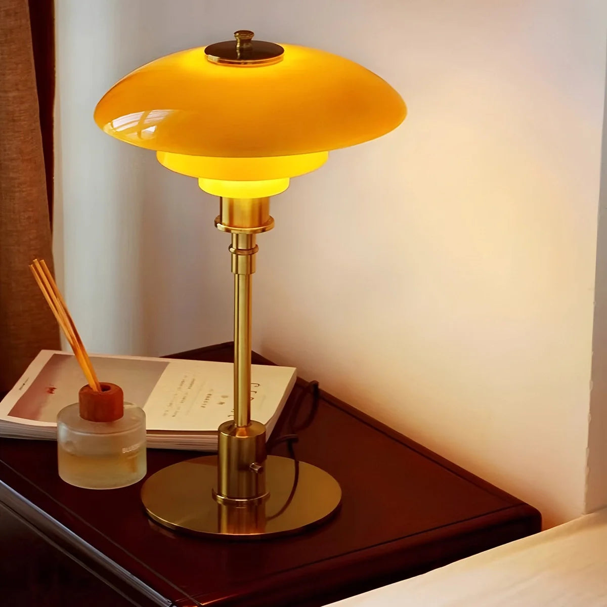 Feyran Classic Reading Table Lamp for Bedroom