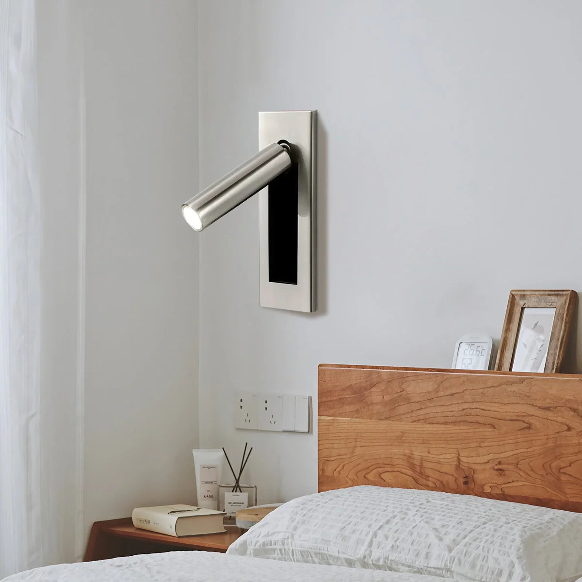 Feyran Embedded Bedside Sconce for Bedroom