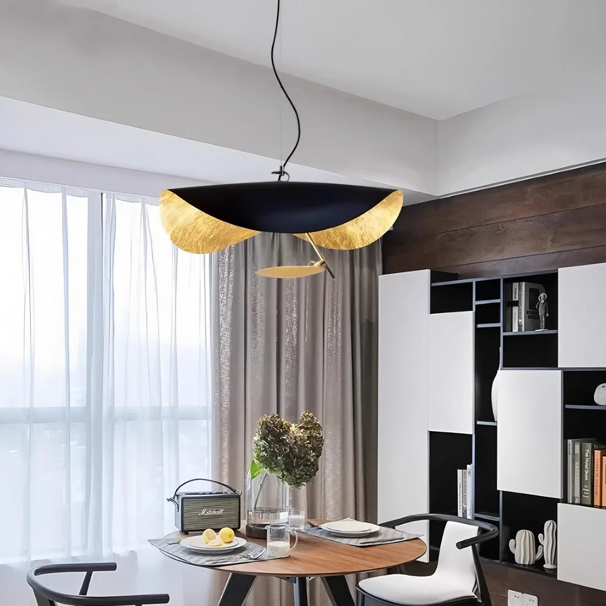 Feyran Modern Sculptural Leaf Pendant Light