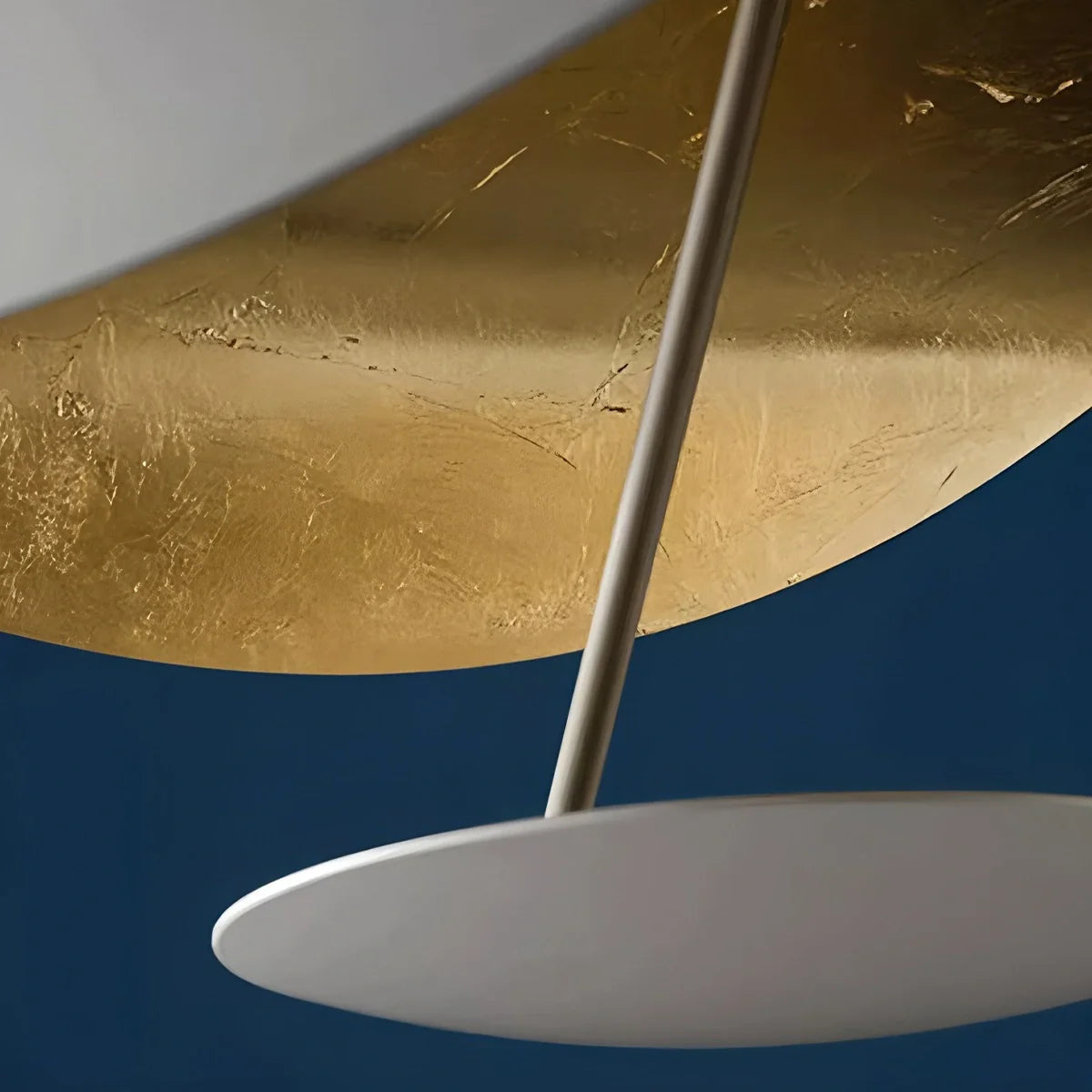 Feyran Modern Sculptural Leaf Pendant Light