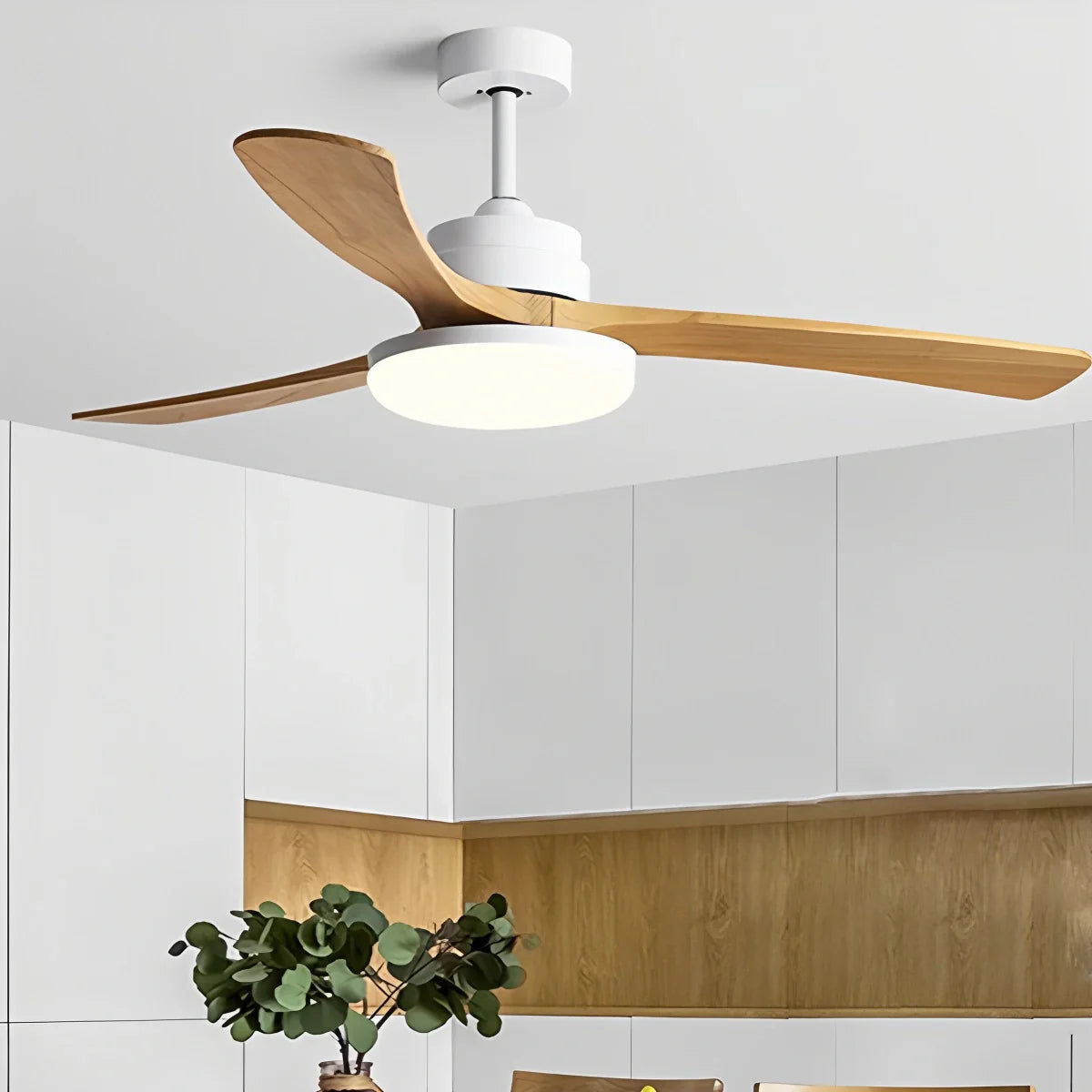 Feyran High Wind Solid Wood Ceiling Fan Light