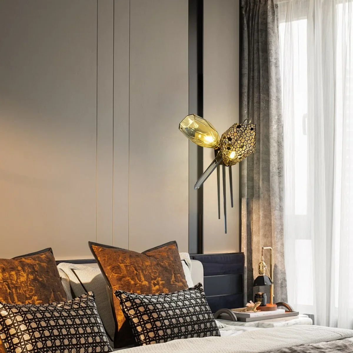 Feyran Kallisto Sculptural Glass Chandelier for Dining Room