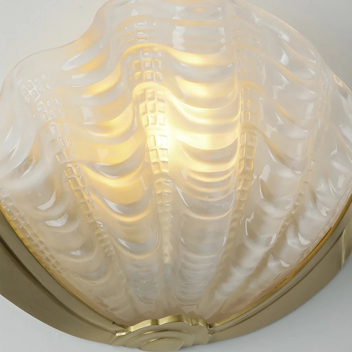 Feyran Light Luxury Brass Shell Glass Wall Lamp