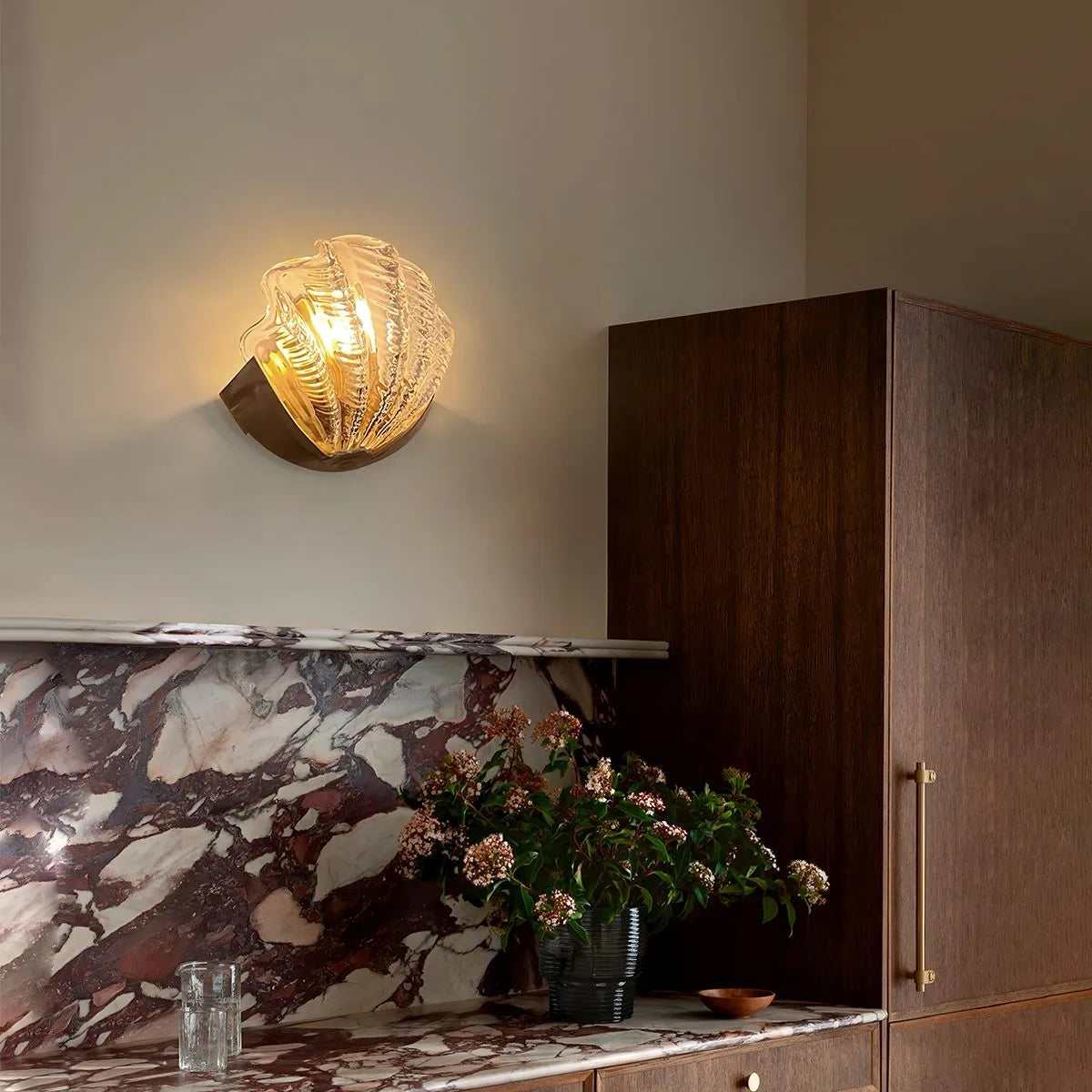 Feyran Light Luxury Brass Shell Glass Wall Lamp