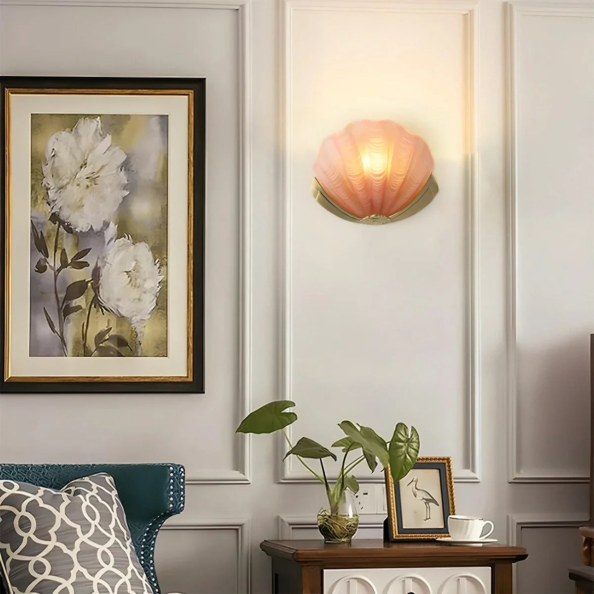 Feyran Light Luxury Brass Shell Glass Wall Lamp