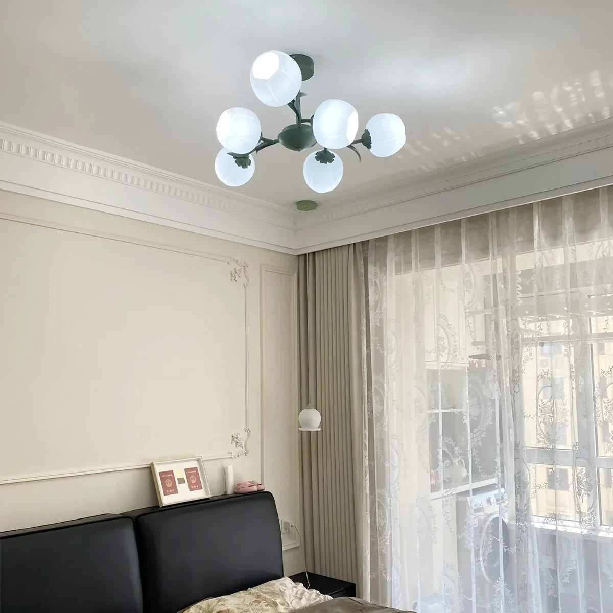 Feyran Magnolia Bud Living Room Chandelier