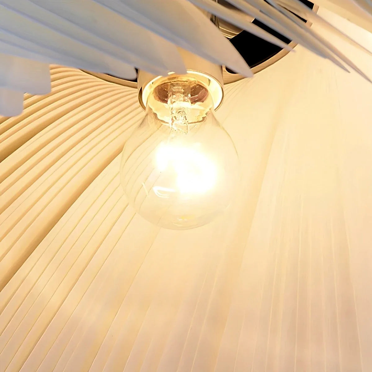 Feyran White Acrylic Petal Pendant Light for Living Room