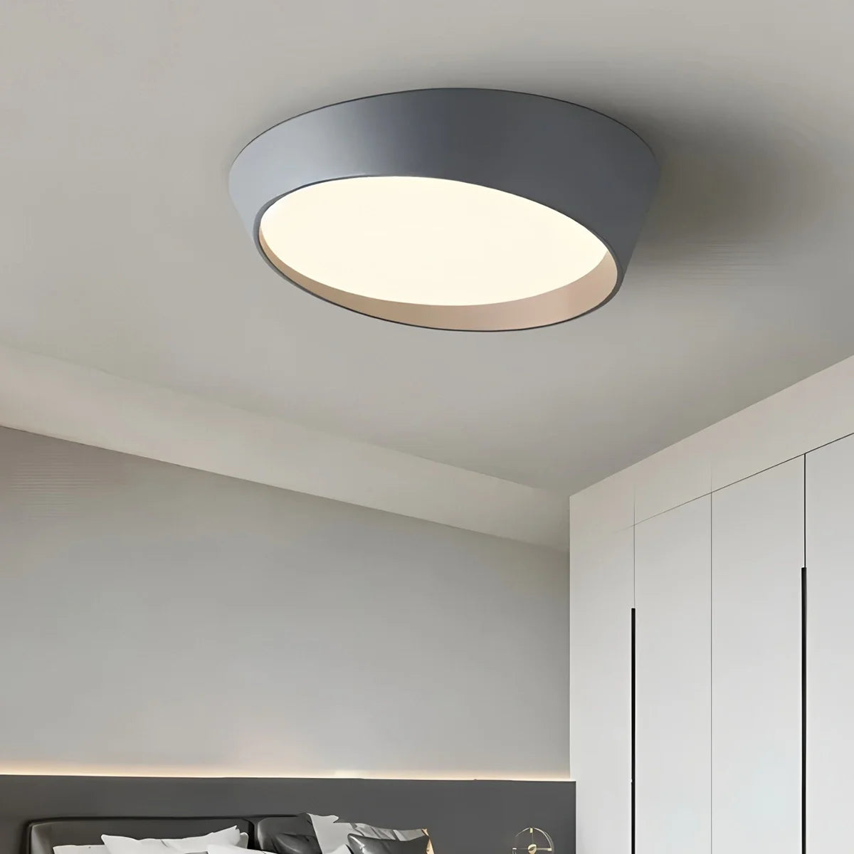 Feyran Modern Round Acrylic Ceiling Light for Bedroom