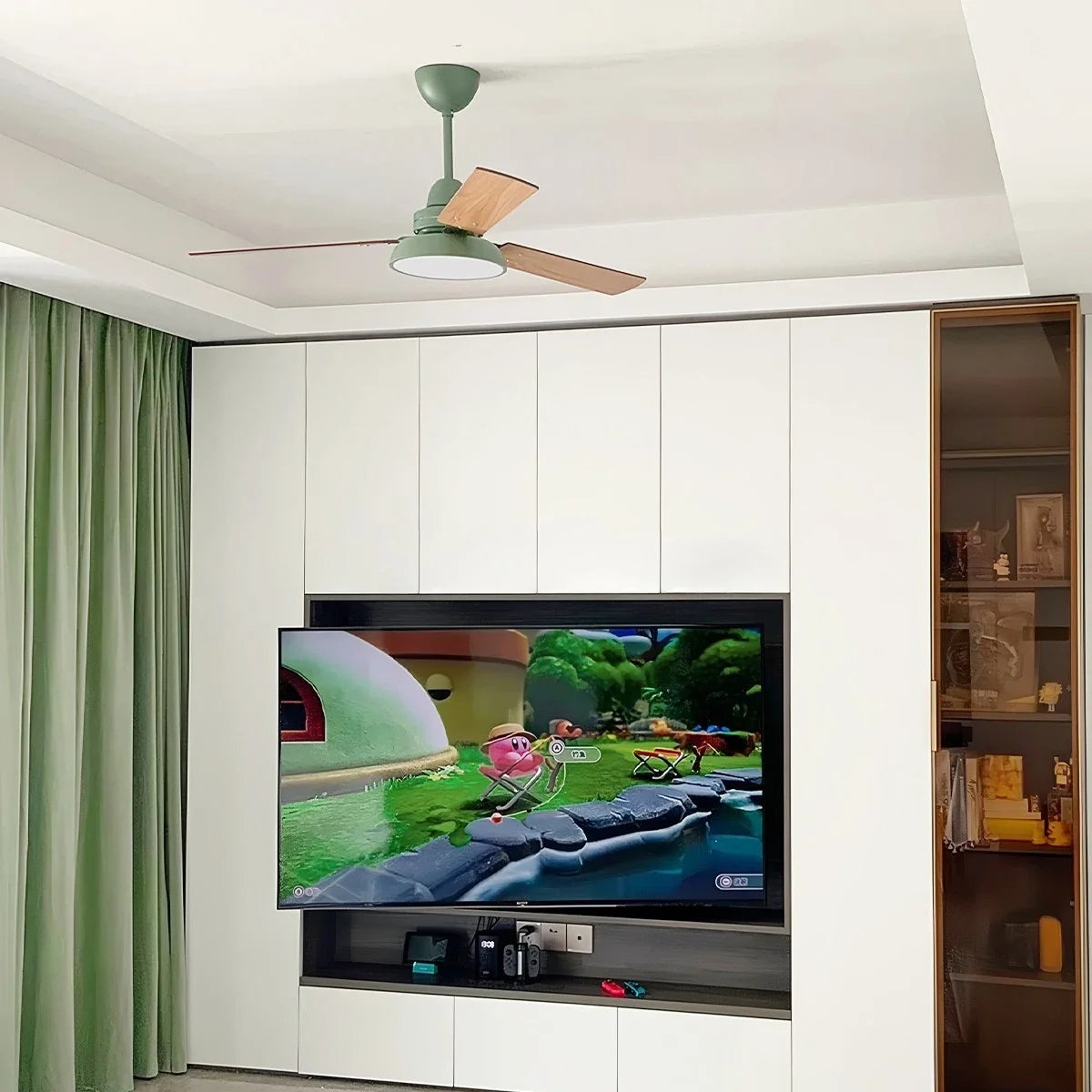 Feyran Modern Minimalist Three Leaf Ceiling Fan Light