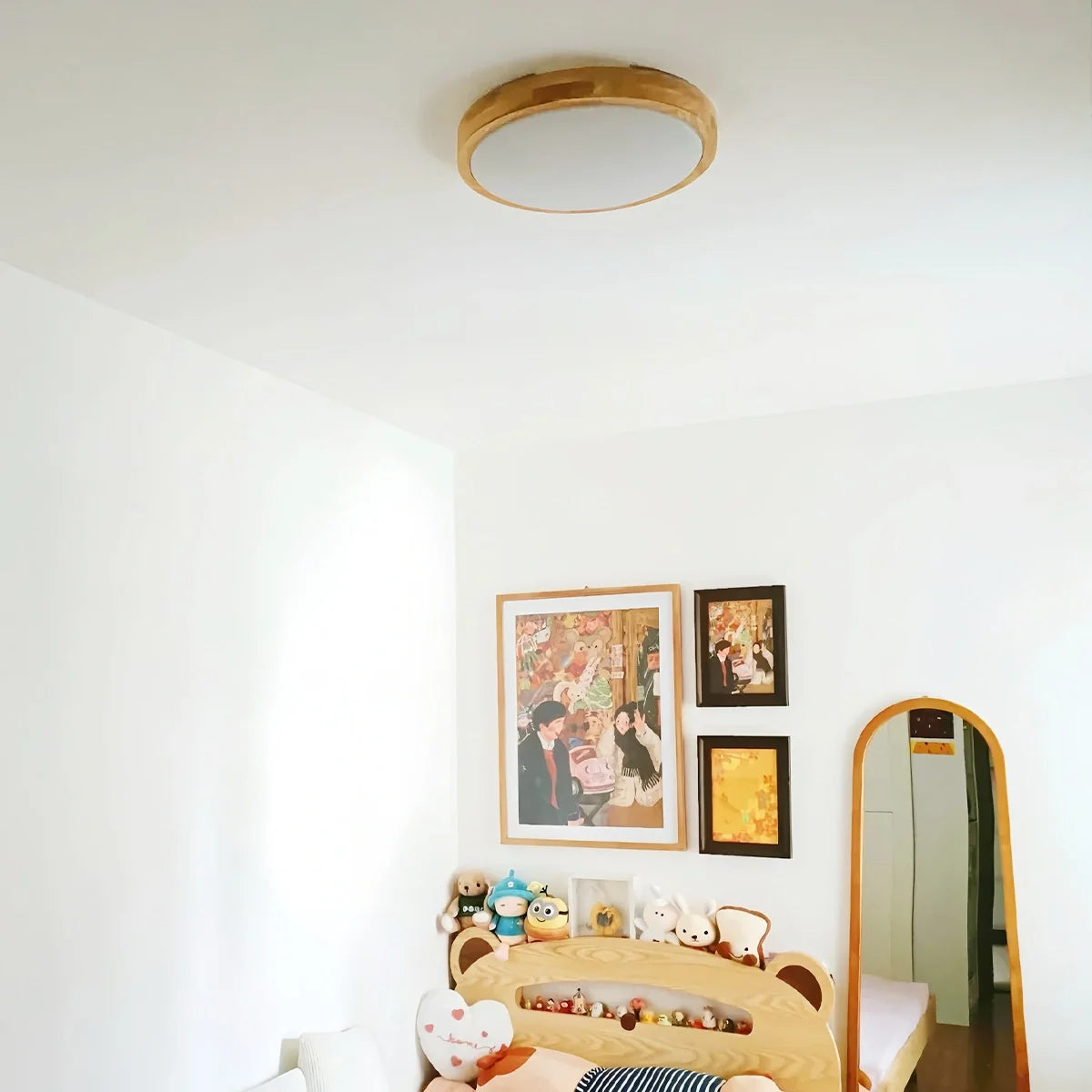 Feyran Modern Wood Round Ceiling Light for Bedroom