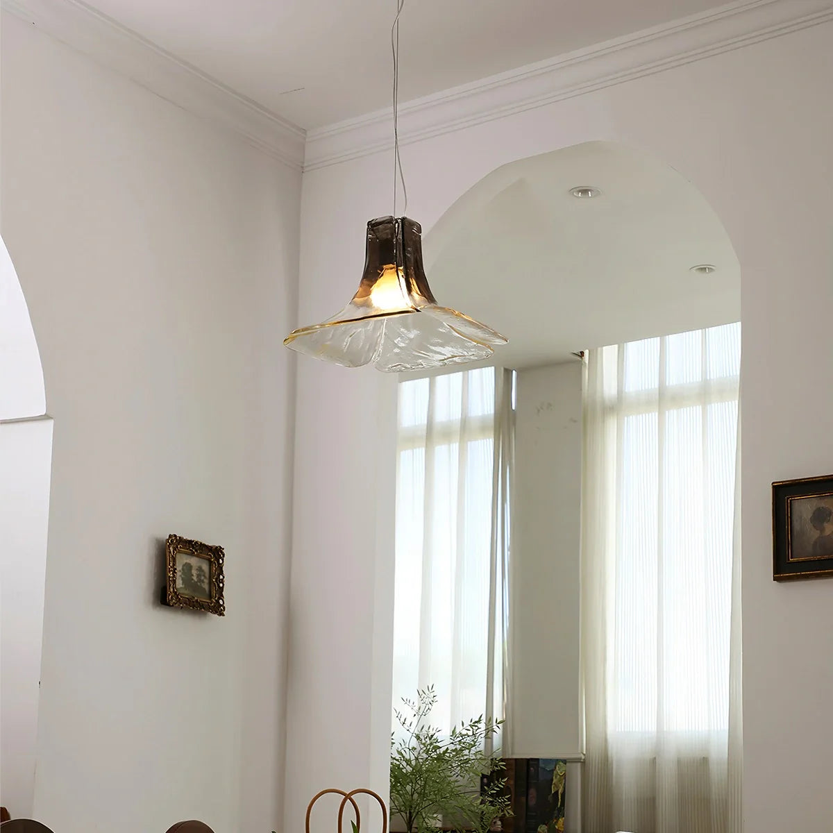 Feyran Murano Gradient Petal Glass Pendant Light