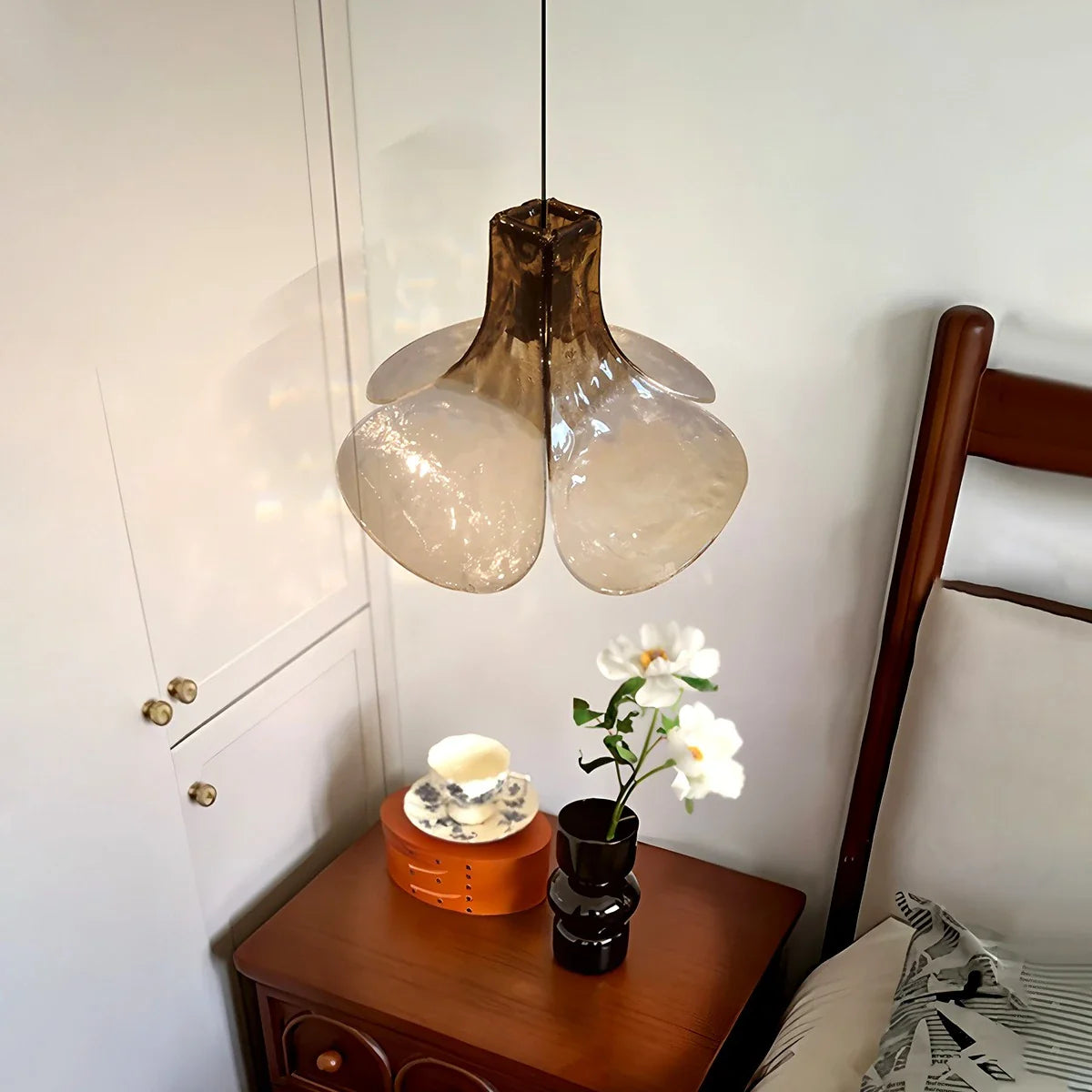Feyran Murano Gradient Petal Glass Pendant Light