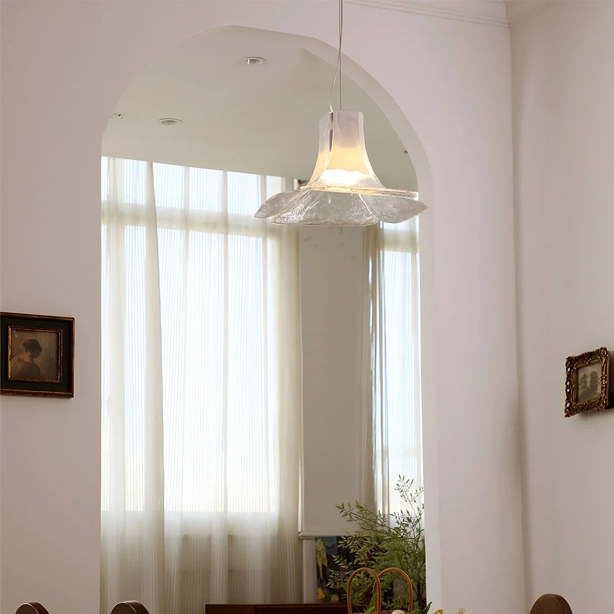 Feyran Murano Gradient Petal Glass Pendant Light