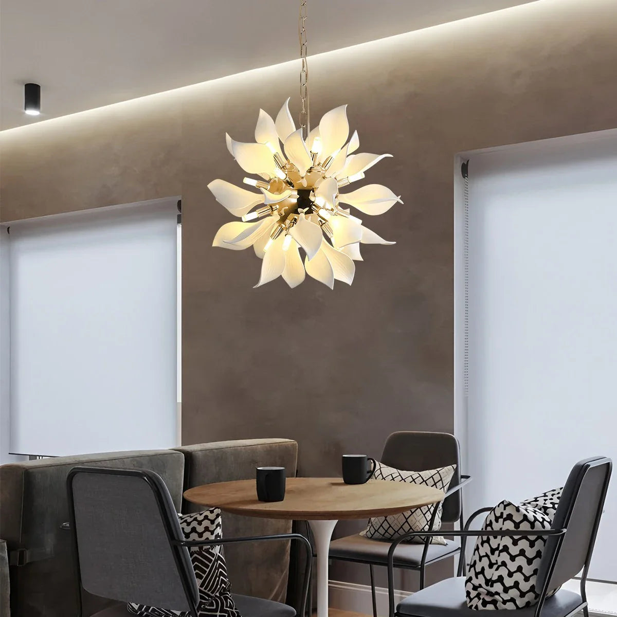 Feyran Nordic Creative Petal Pendant Light