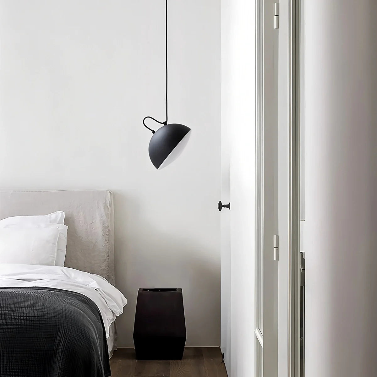 Feyran Nordic Minimalist Black Semi-Circular Pendant Light