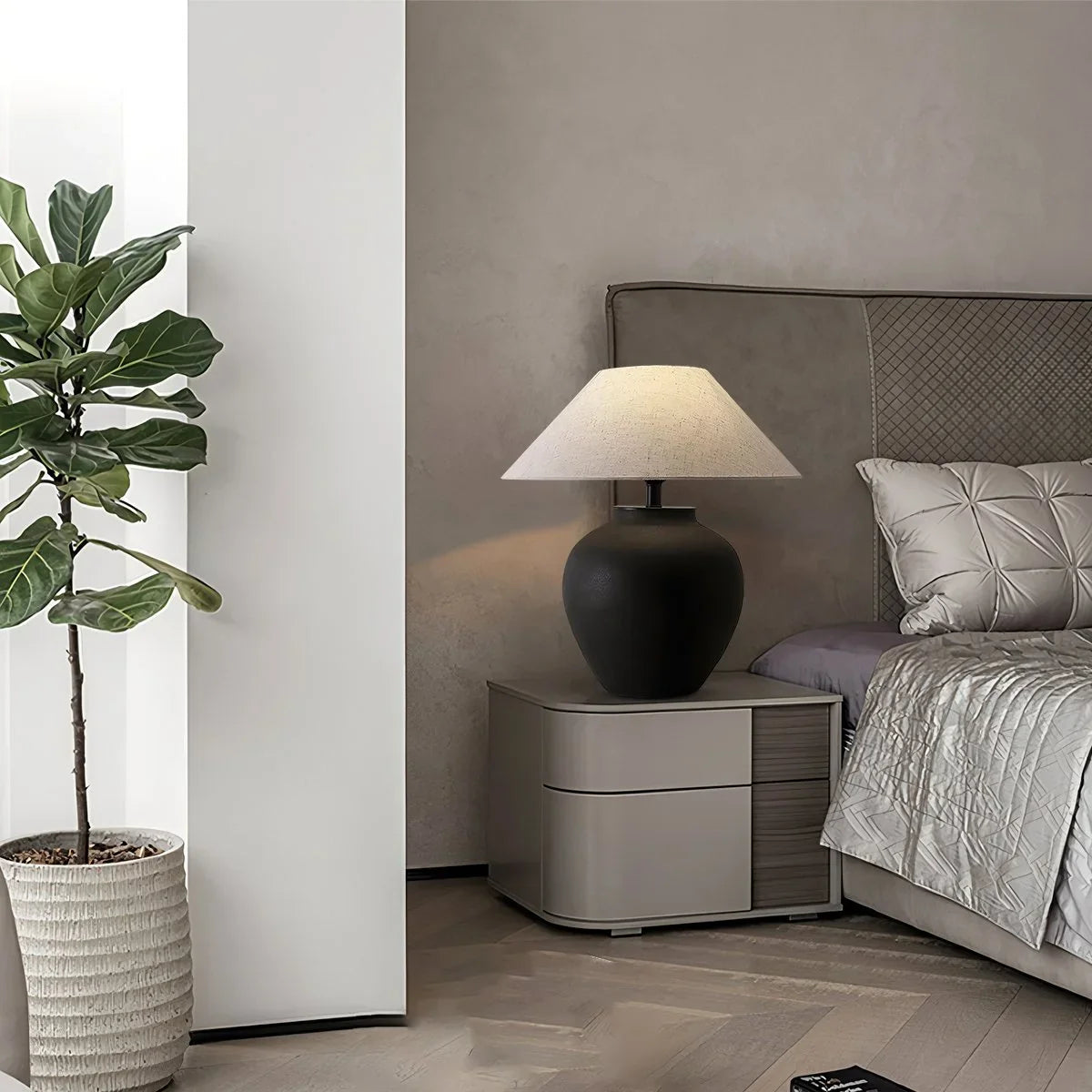 Feyran Retro Ceramic Jar Table Lamp