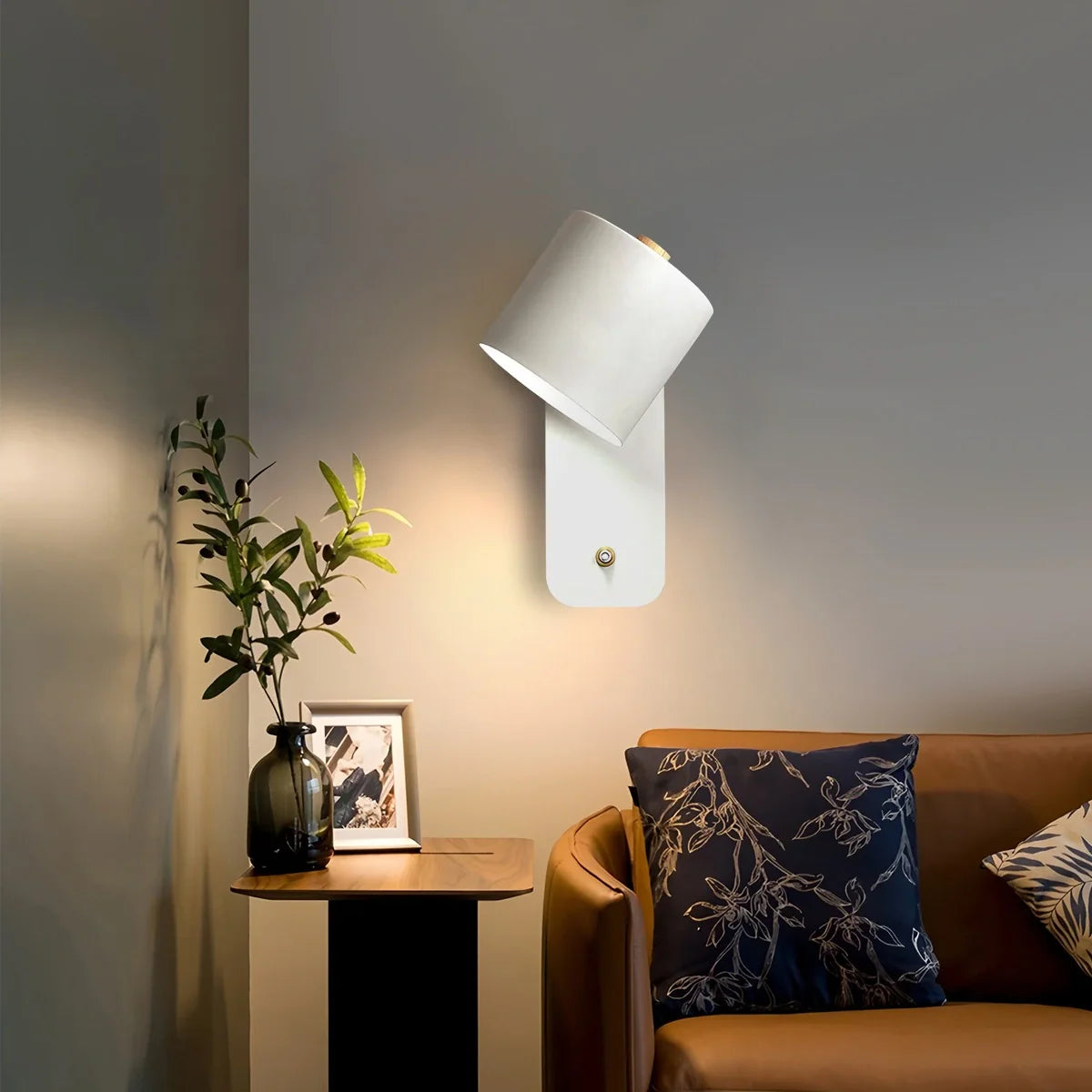 Feyran Rotatable Cylinder Wall Lamp