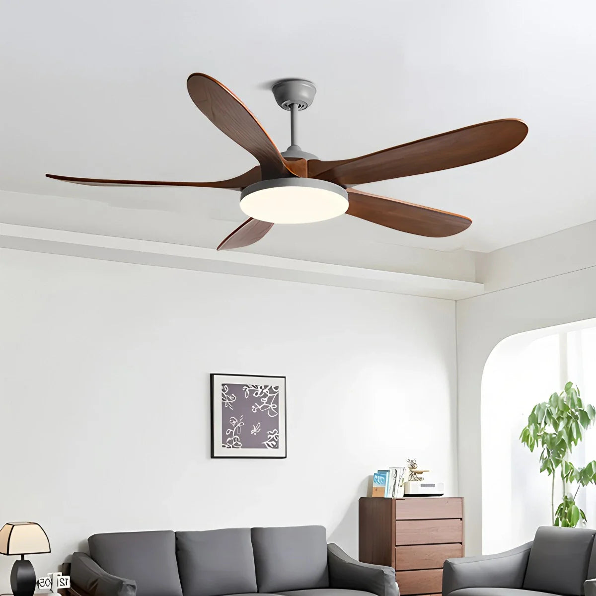 Feyran 5-leaf Solid Wood Ceiling Fan Light