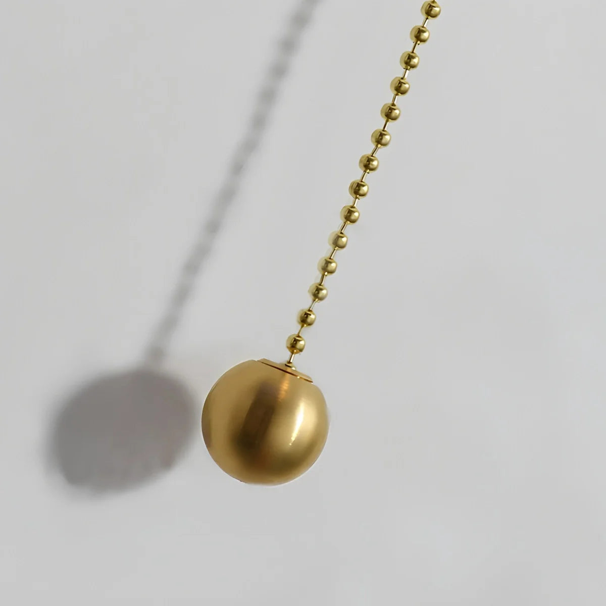 Feyran Vintage Wood Pull Chain Switch Wall Lamp