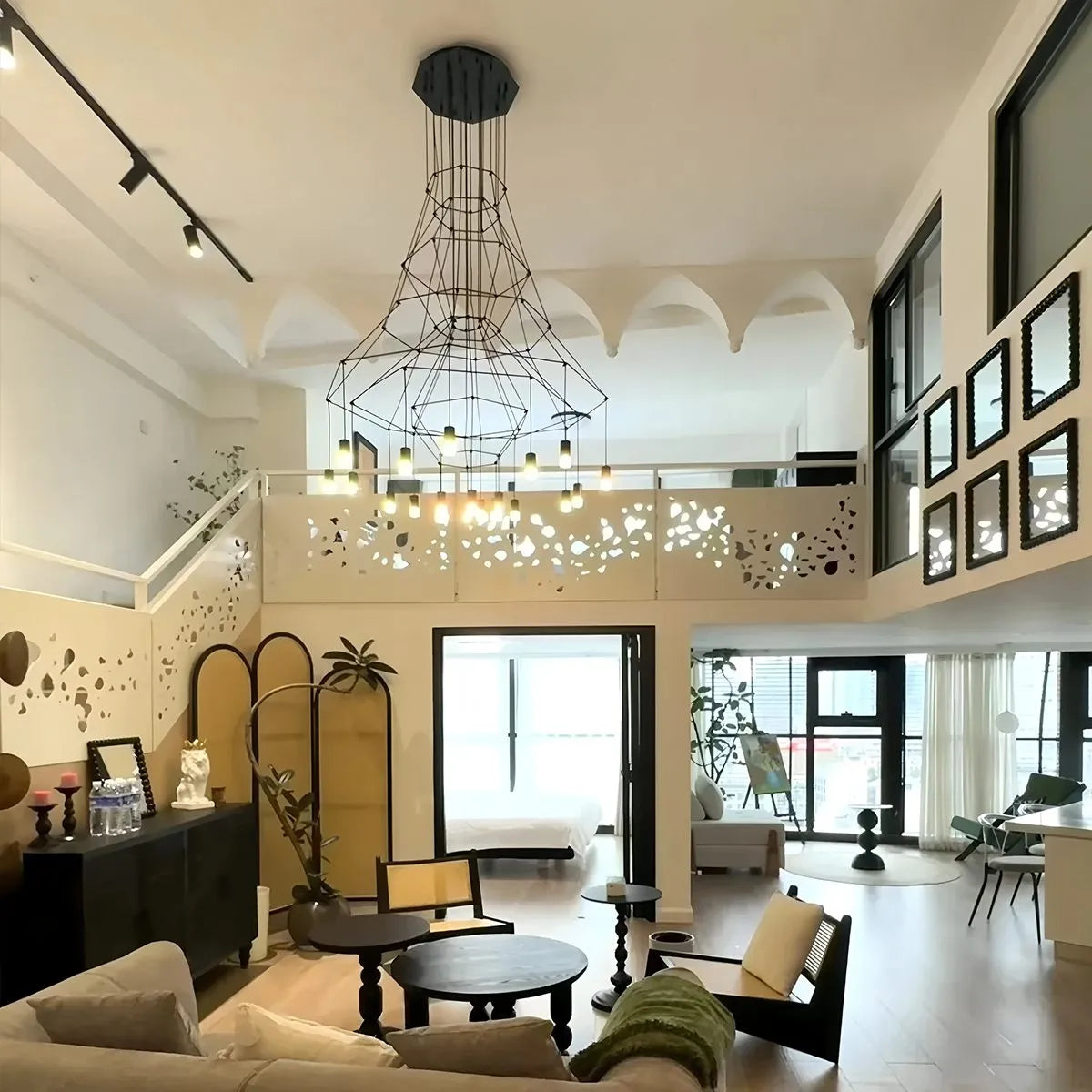Feyran Wire Tiered Sculptural Chandelier