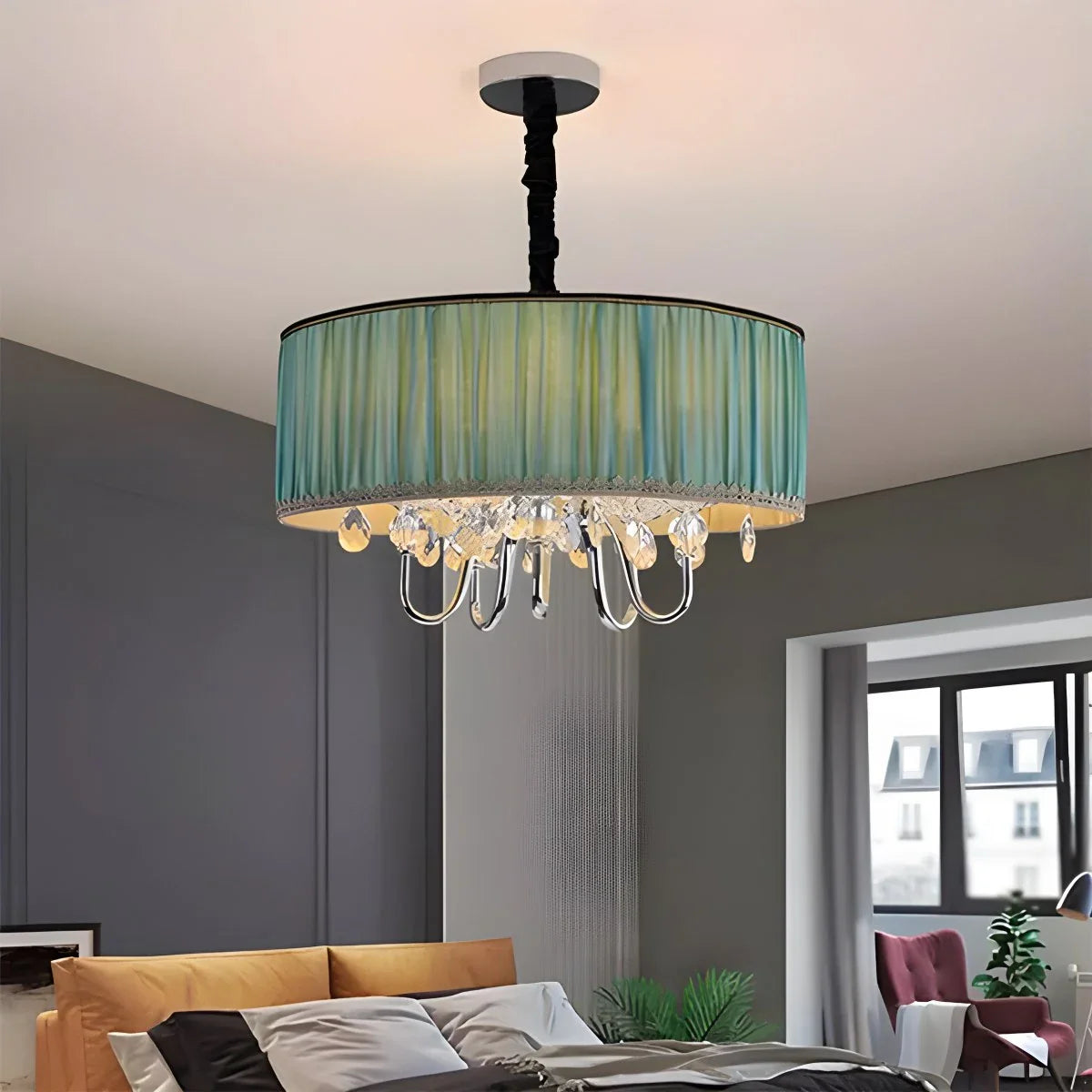 Feyran Alloy Luxury Crystal Pendant Light for Living Room