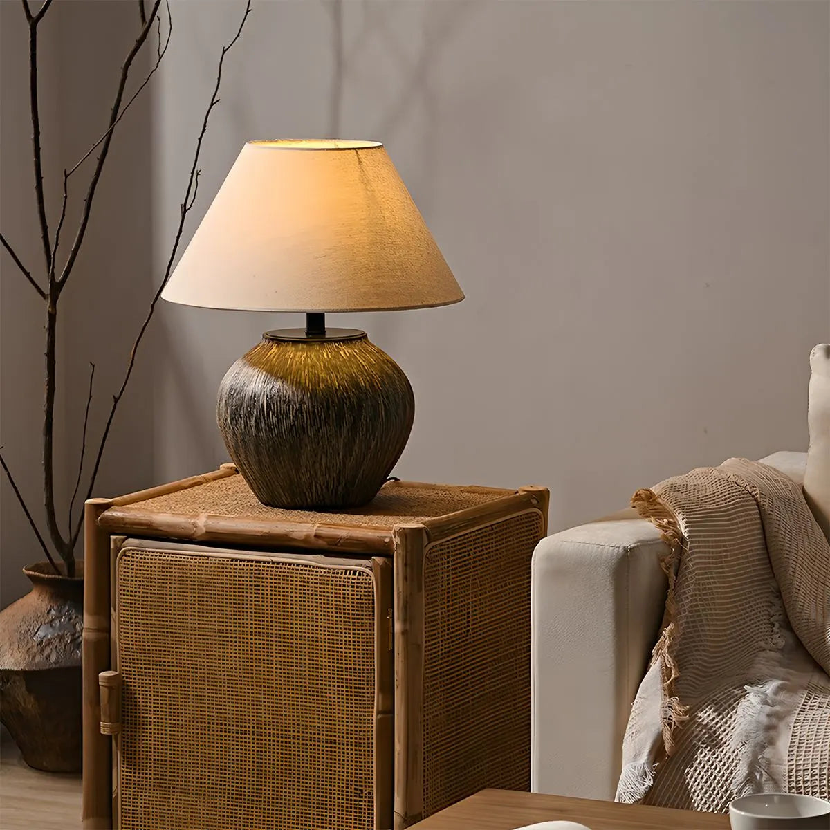 Feyran Bayi Ceramic Table Lamp