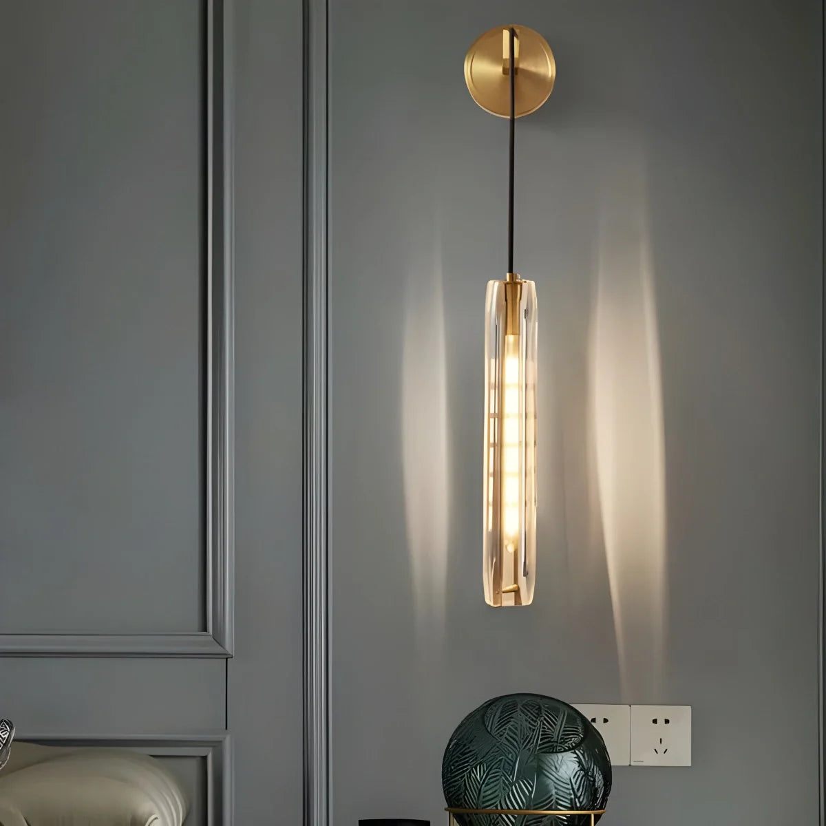 Feyran Hanging Crystal Wall Sconce
