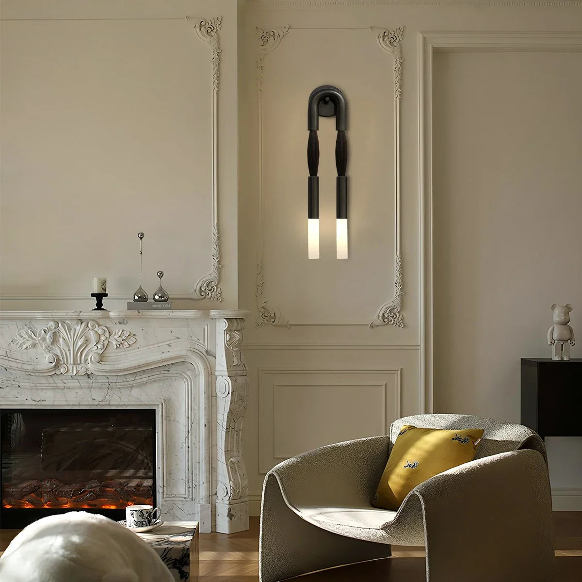 Feyran Horsehair U-Shaped Wall Lamp