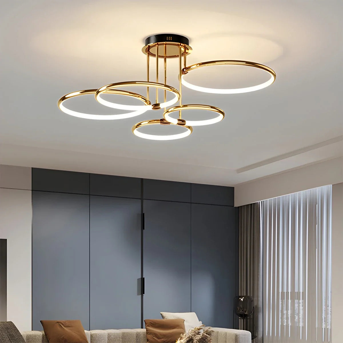 Feyran Metal Circular Chandelier Ceiling Lamp
