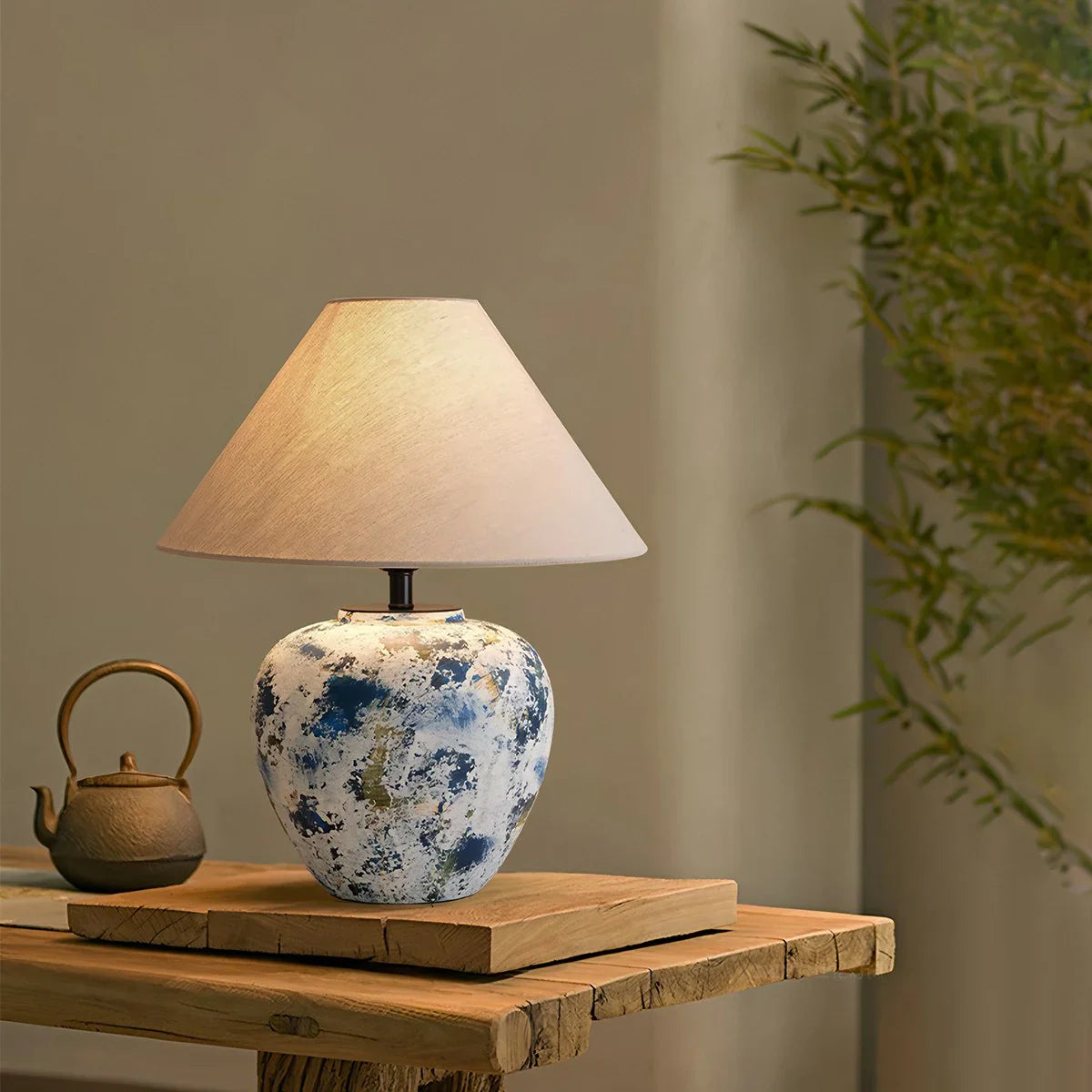 Feyran Neoclassical Ceramic Table Lamp