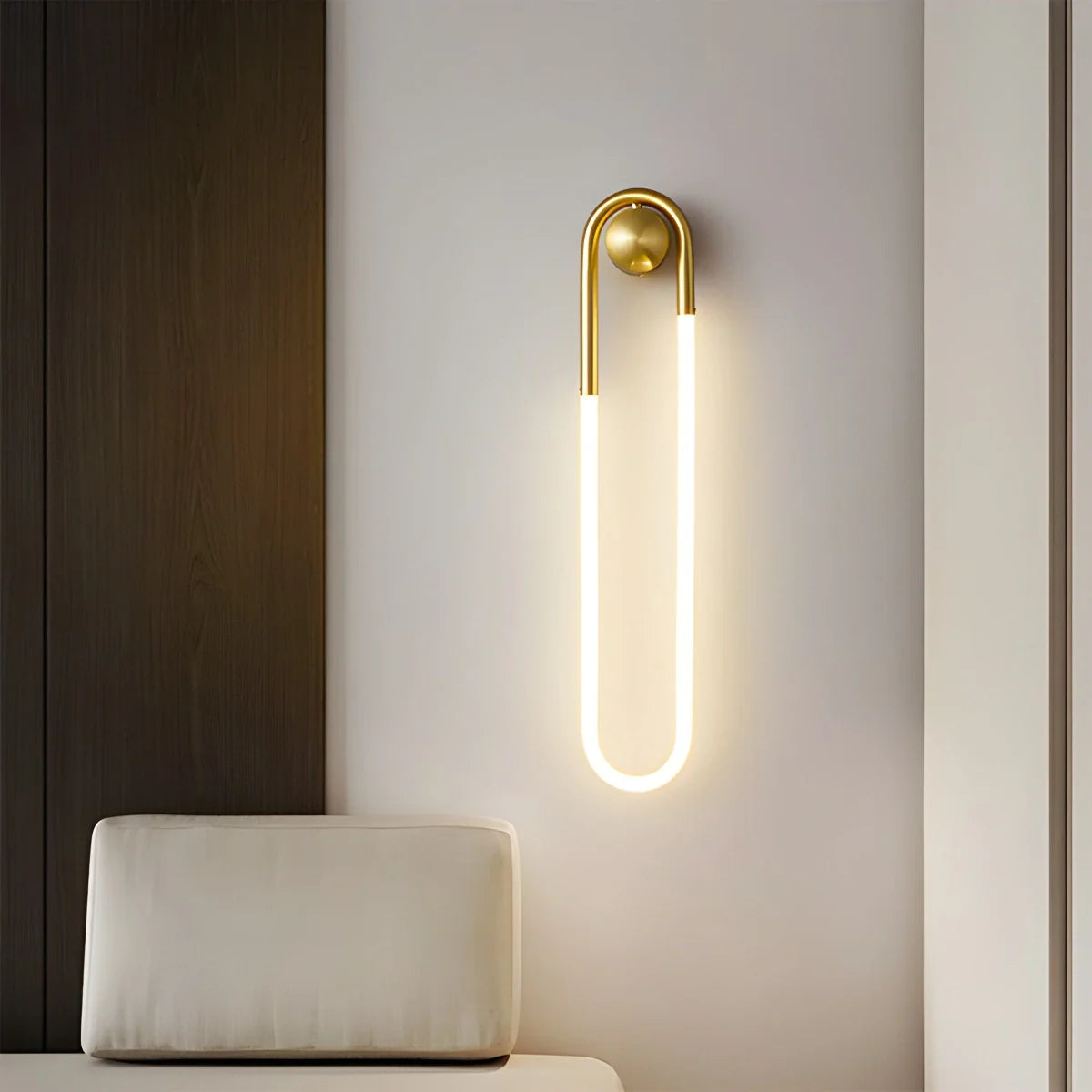 Feyran Oval Brass Wall Sconce for Living Room